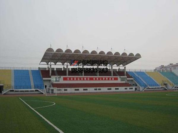 垣曲<font color='red'>膜結(jié)構(gòu)看臺</font>雨棚設(shè)計施工安裝
