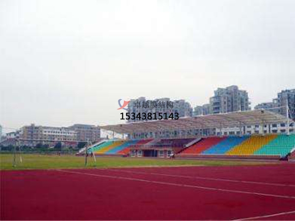 孟村<font color='red'>膜結(jié)構(gòu)看臺</font>雨棚設(shè)計(jì)施工安裝